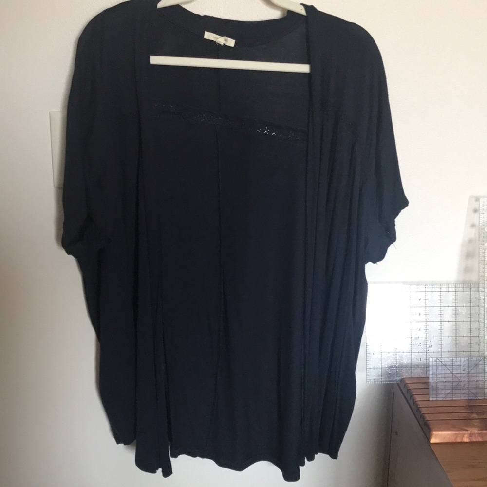 Shirt sleeve cardigan
